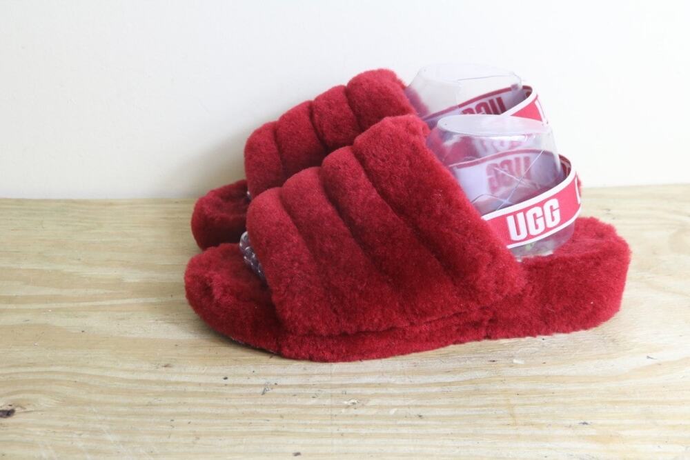 Ugg Slippers 10 Red Fluff Yeah Shearling Faux Fur Flatforms Slip On Cozy Boho